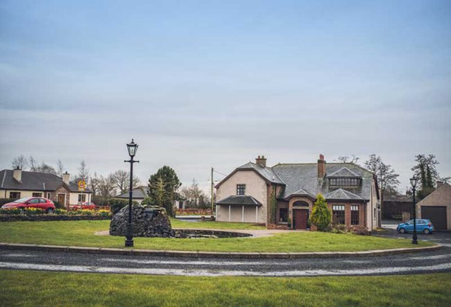 Creeve House Inn driveway