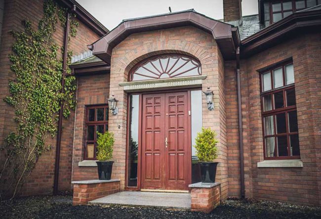 Creeve House Inn entrance
